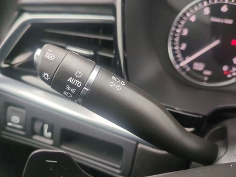 Used 2024 Cadillac XT6 Premium Luxury image 30