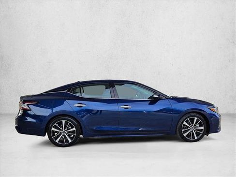 Used 2023 Nissan Maxima SV w/ Floor Mat Group image 4