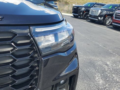 Certified 2025 Ford Explorer ST-Line w/ Premium Package image 3