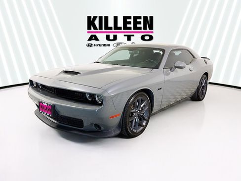 Used 2023 Dodge Challenger R/T w/ Blacktop Package RWD image 3