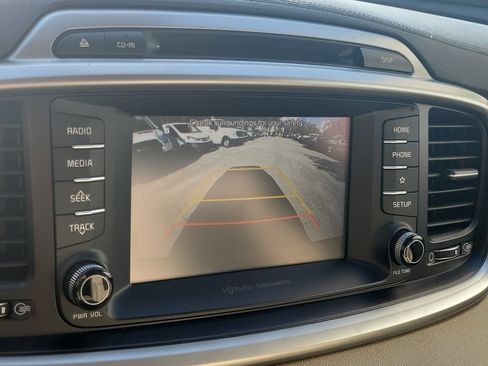 Used 2019 Kia Sorento EX FWD image 36