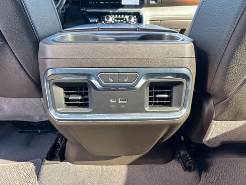 Used 2024 GMC Sierra 2500 Denali w/ Technology Package image 15