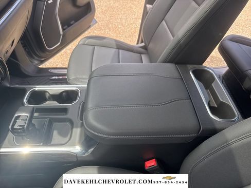 Used 2025 Chevrolet Silverado 1500 LTZ AWD/4WD image 28