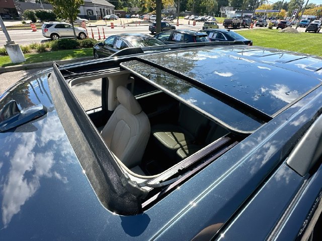 Used 2022 Ford Expedition Limited AWD/4WD image 23