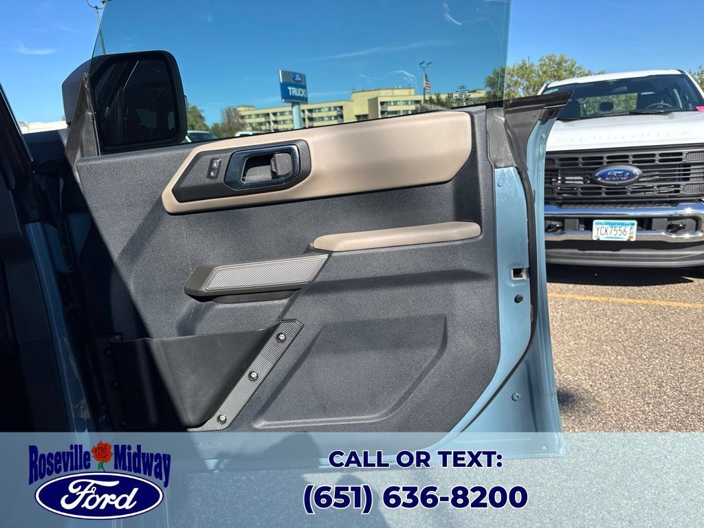 Used 2023 Ford Bronco Wildtrak AWD/4WD image 38