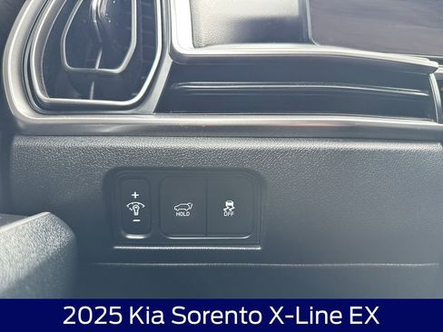Used 2025 Kia Sorento X-Line EX AWD/4WD image 26
