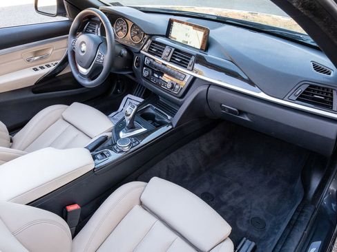 Used 2017 BMW 430i xDrive Convertible image 28