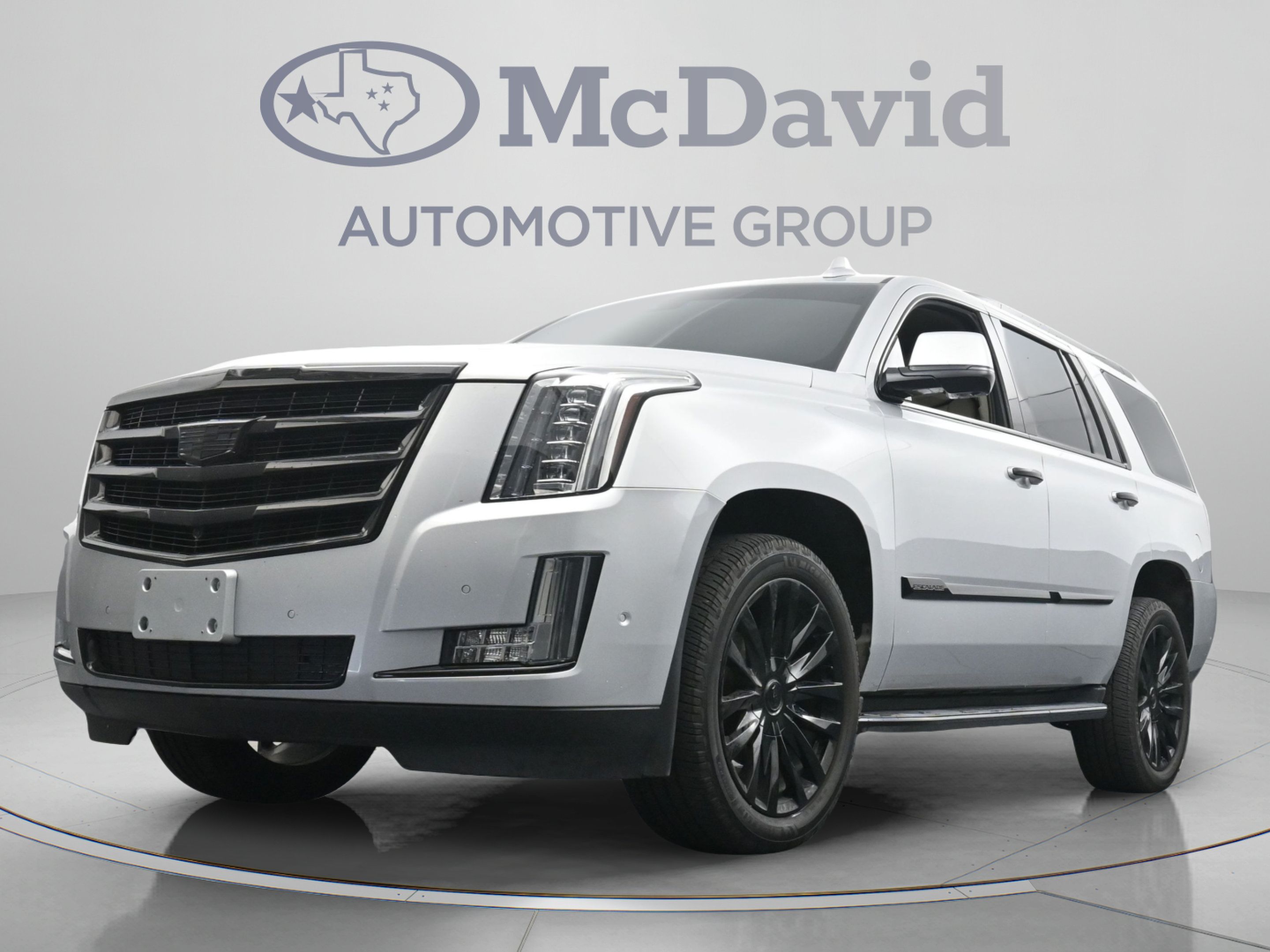 Used 2019 Cadillac Escalade Luxury w/ LPO, Radiant Package AWD/4WD image 28