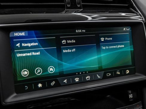 Used 2020 Jaguar F-PACE S image 27