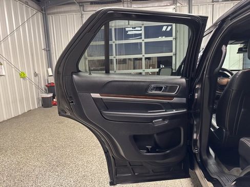 Used 2018 Ford Explorer Limited w/ Equipment Group 301A image 19
