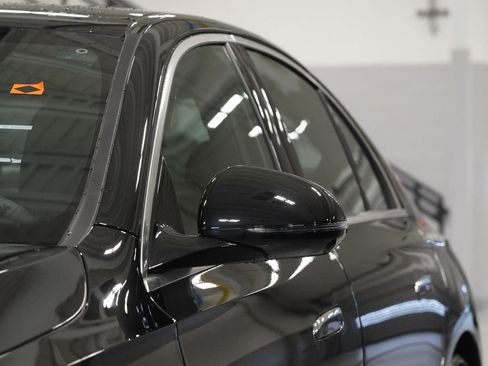 New 2026 Mercedes-Benz E 53 AMG e 4MATIC Sedan image 11