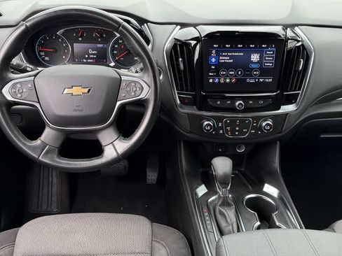 Used 2023 Chevrolet Traverse LT AWD/4WD image 8