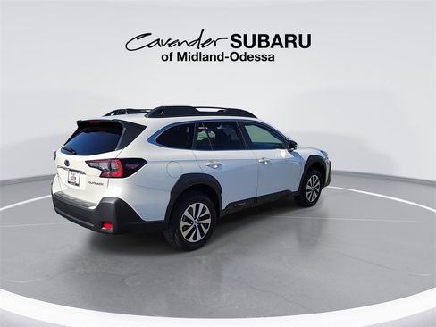 Used 2025 Subaru Outback Premium w/ Popular Package #1A image 8