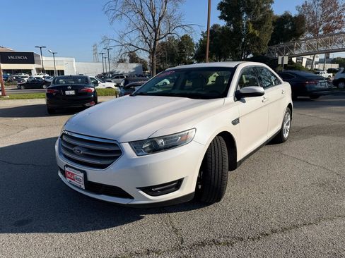 Used 2016 Ford Taurus SEL image 6