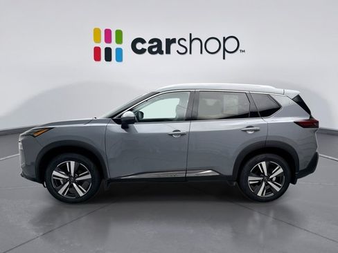 Used 2023 Nissan Rogue SL AWD/4WD image 2