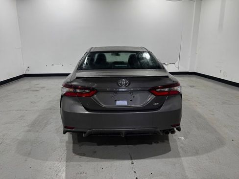 Used 2024 Toyota Camry SE image 7