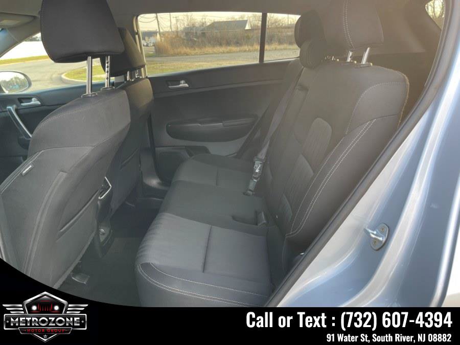 Used 2020 Kia Sportage LX FWD image 15