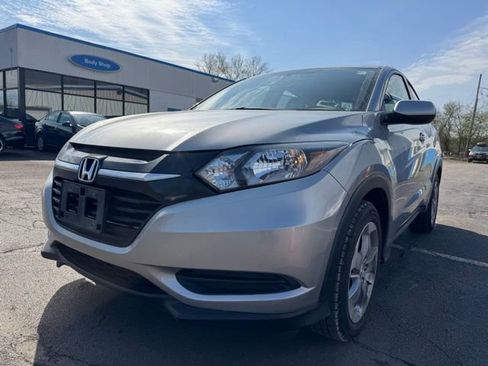 Used 2018 Honda HR-V LX image 5