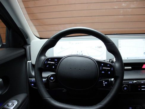 Used 2023 Hyundai Ioniq 5 SEL image 20