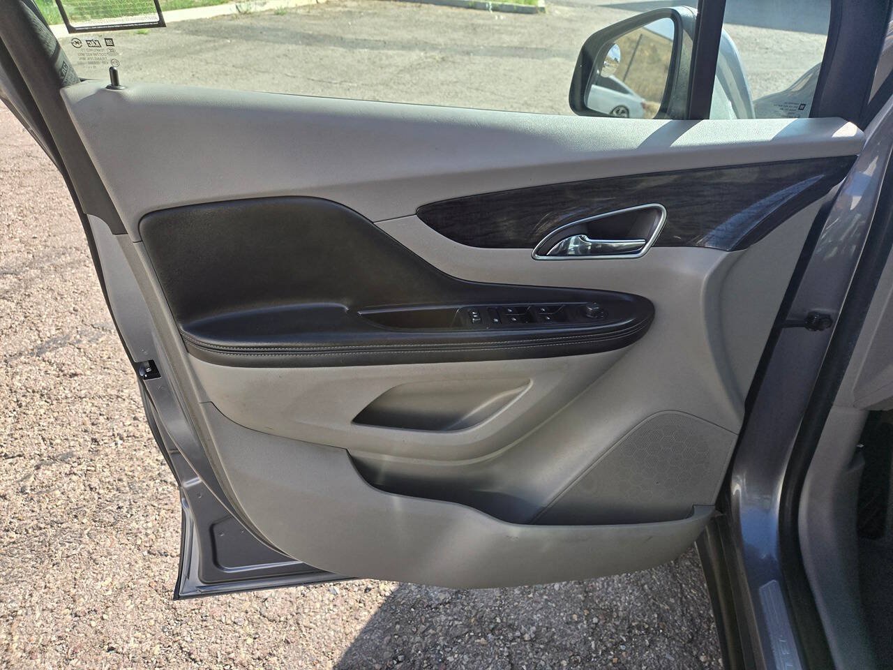 Used 2013 Buick Encore FWD image 18