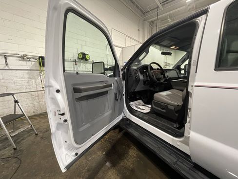 Used 2015 Ford F350 XL image 27