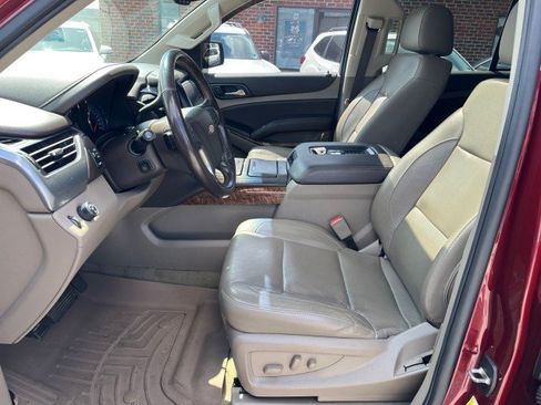 Used 2019 Chevrolet Tahoe Premier RWD image 12