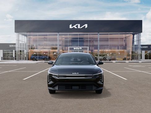 New 2026 Kia K4 FWD image 2