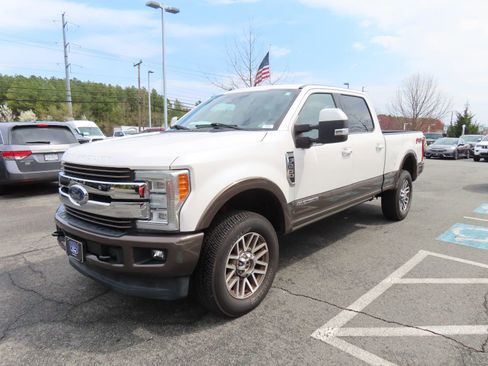 Used 2017 Ford F250 King Ranch w/ King Ranch Ultimate Package image 3