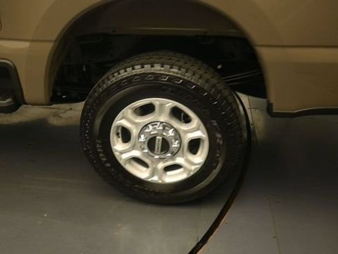 New 2026 Ford F250 XLT w/ FX4 Off-Road Package AWD/4WD image 9
