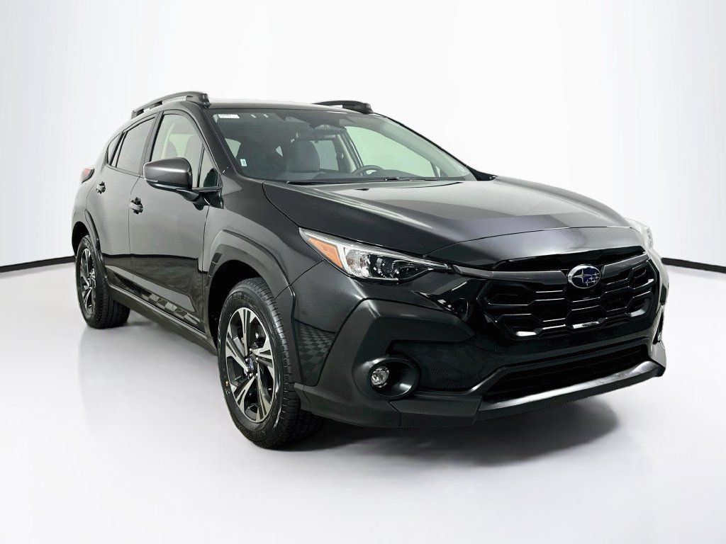 Used 2025 Subaru Crosstrek 2.5i Premium AWD/4WD image 2