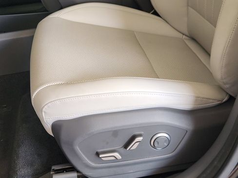Used 2025 Hyundai Santa Fe SEL FWD image 24