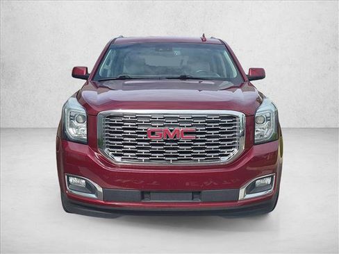 Used 2019 GMC Yukon XL Denali w/ Denali Ultimate Package RWD image 2