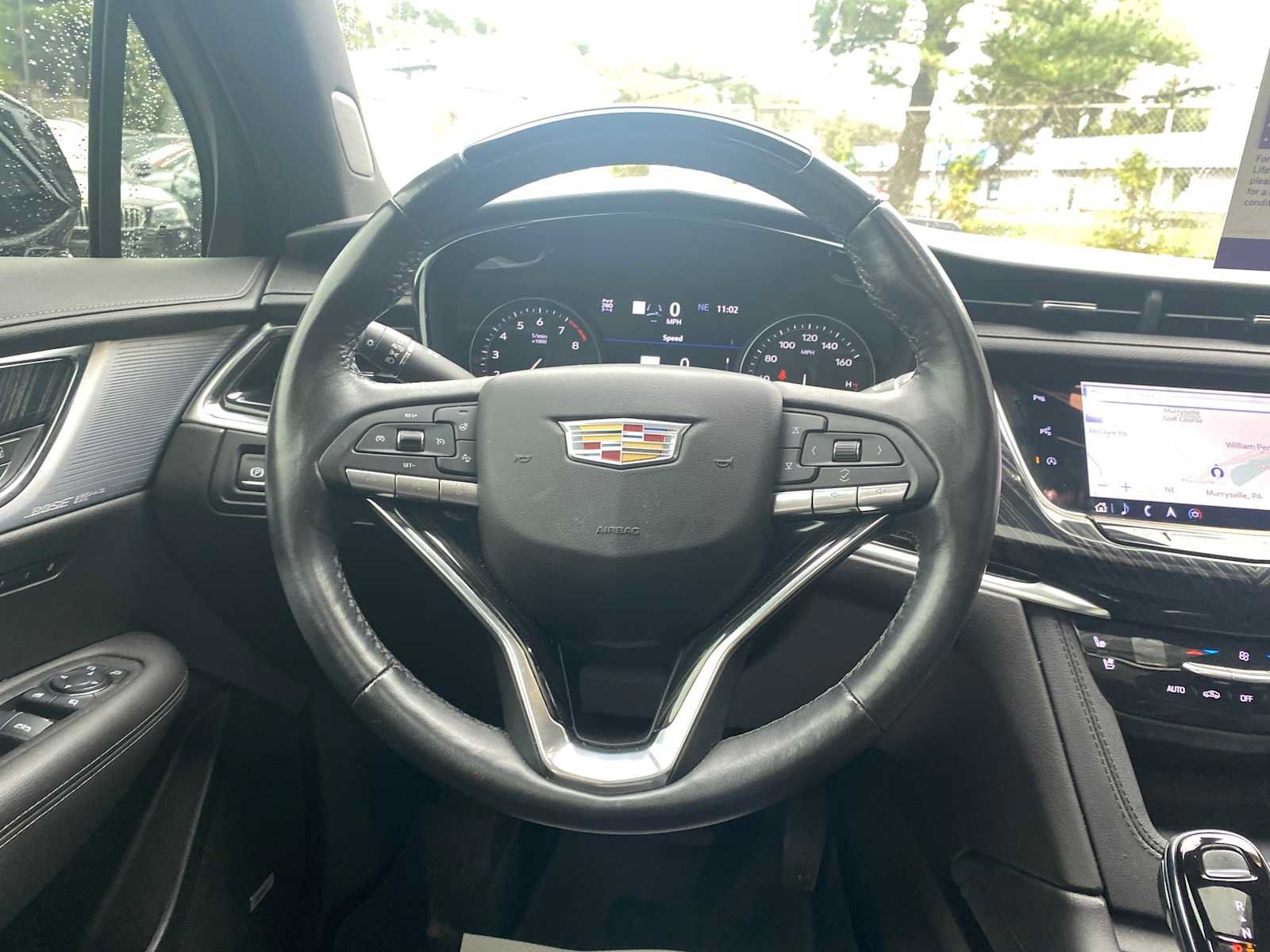 Used 2023 Cadillac XT6 Premium Luxury w/ Technology Package AWD/4WD image 16
