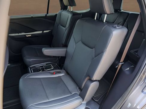 Used 2025 Lexus TX 350 AWD w/ Technology Package image 23