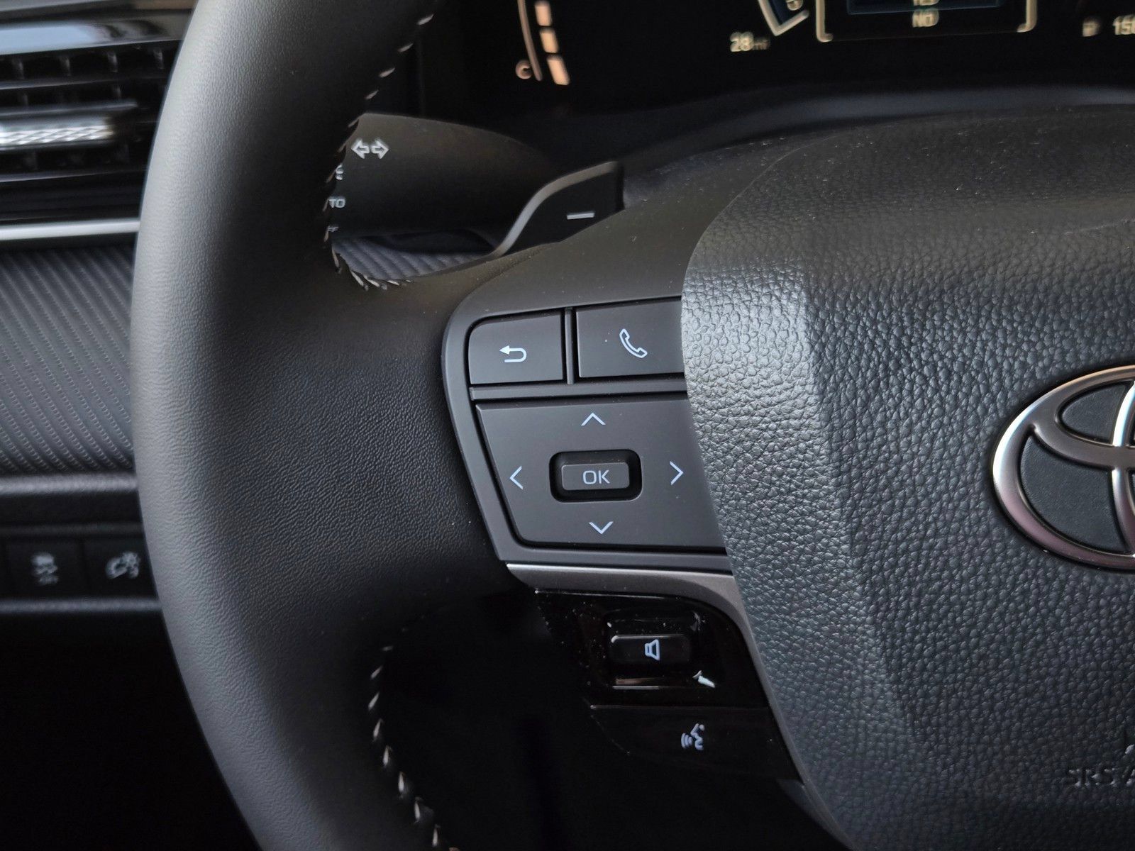 Certified 2026 Toyota Camry SE FWD image 20