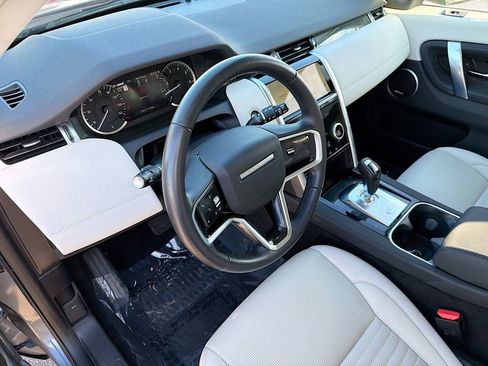 Used 2023 Land Rover Discovery Sport SE image 26