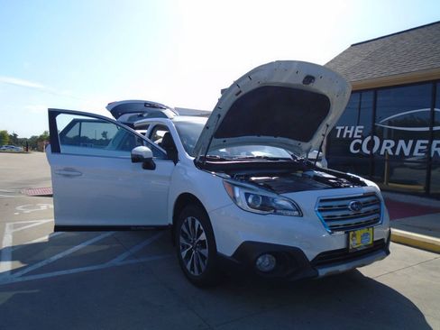 Used 2017 Subaru Outback 3.6R Limited AWD/4WD image 20