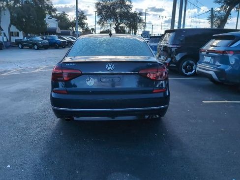 Used 2019 Volkswagen Passat 2.0T SE R-Line image 6
