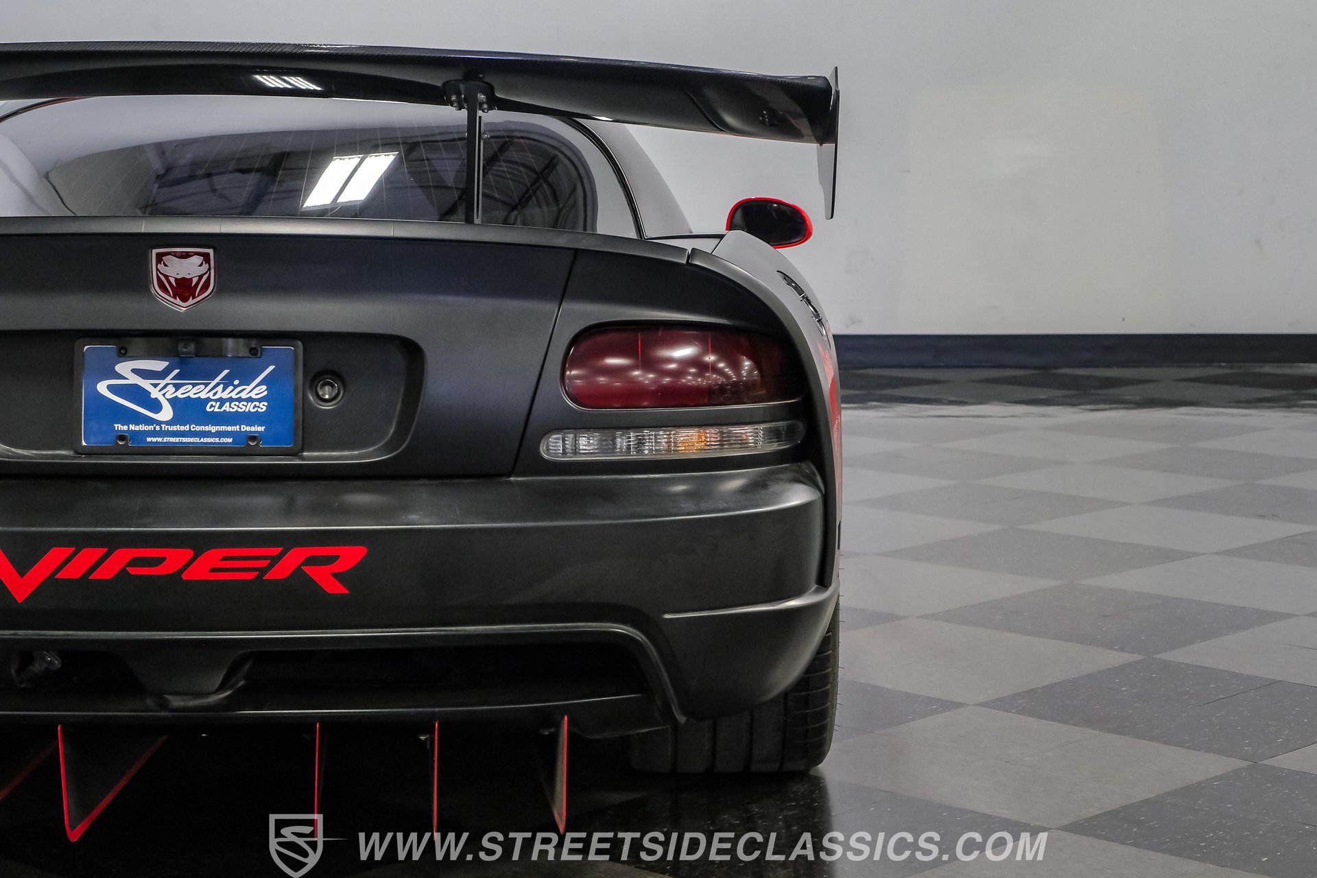 Used 2006 Dodge Viper SRT-10 RWD image 26