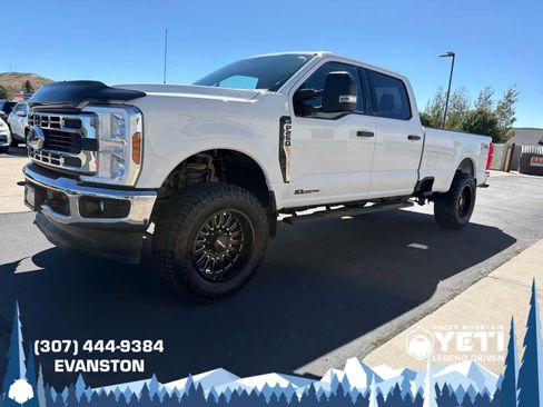 Used 2024 Ford F250 XLT w/ FX4 Off-Road Package AWD/4WD image 7