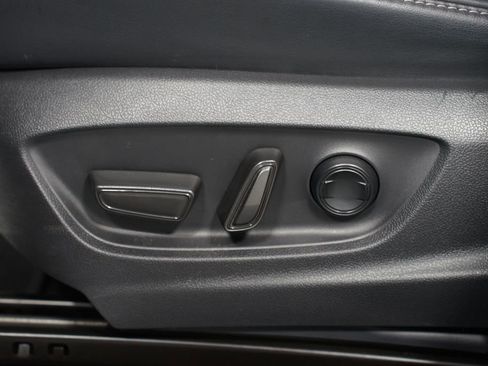 Used 2024 Toyota Crown Platinum image 35