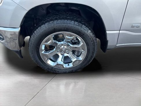 Used 2019 RAM 1500 Big Horn AWD/4WD image 9