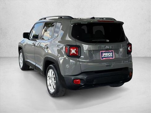 Used 2019 Jeep Renegade Latitude image 3