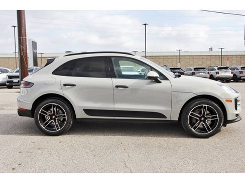 Used 2020 Porsche Macan S image 8