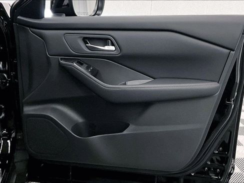 New 2026 Nissan Rogue SV FWD image 70
