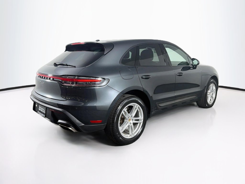 Certified 2023 Porsche Macan AWD/4WD image 9