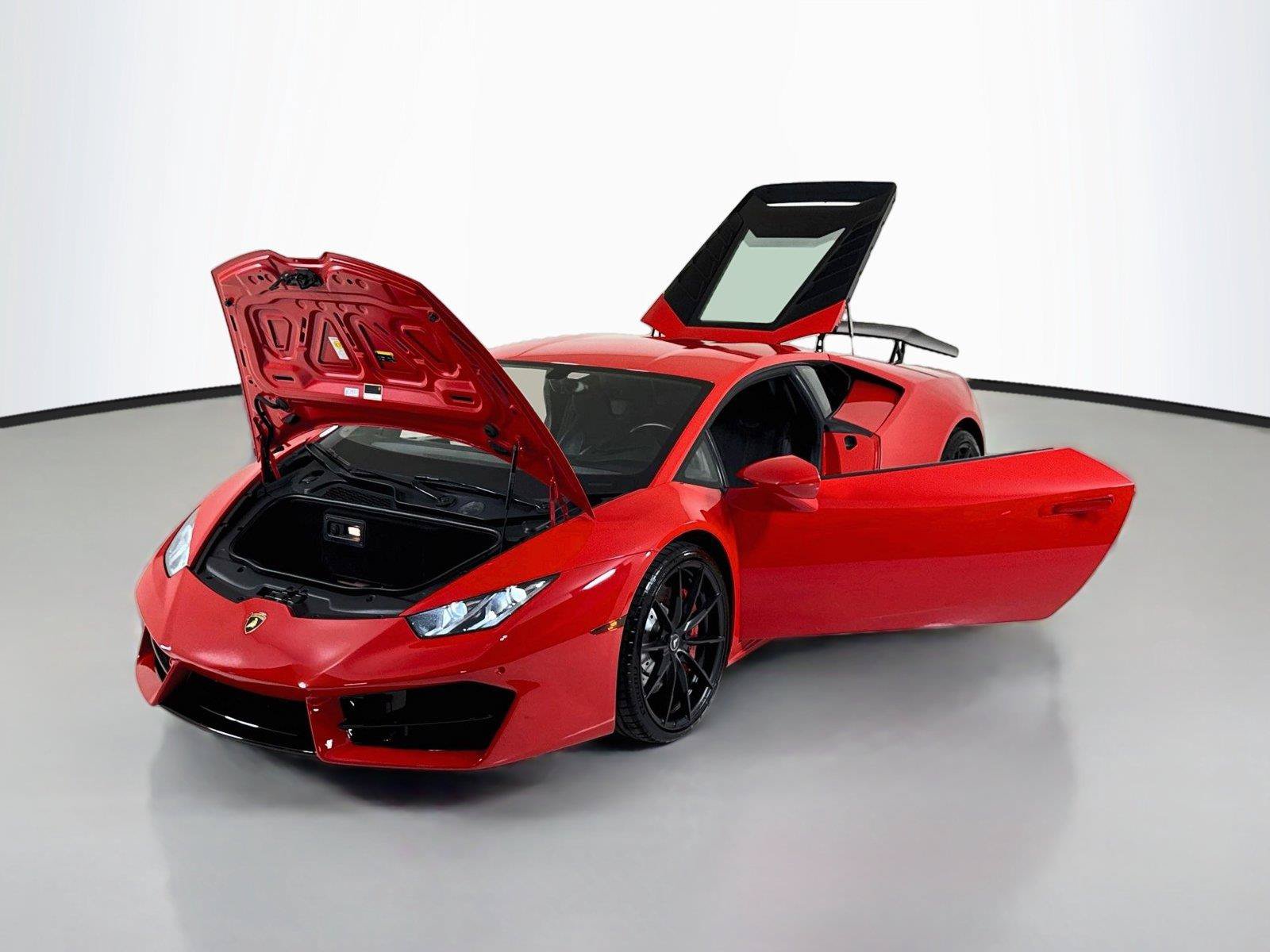 Used 2016 Lamborghini Huracan LP 580-2 RWD image 39