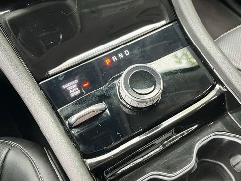 Used 2023 Jeep Grand Cherokee Limited w/ Luxury Tech Group II AWD/4WD image 47