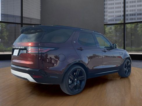 New 2026 Land Rover Discovery Limited Edition image 5