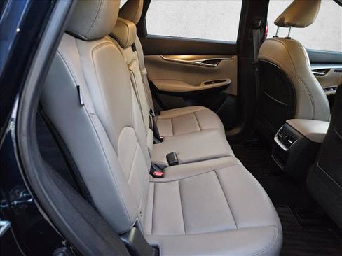 Used 2023 INFINITI QX50 Luxe FWD image 16